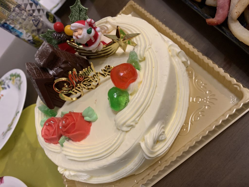 とんでもなくまずいクリスマスケーキ 美容院ジプシーに人気の岡山市の美容院lios リオス